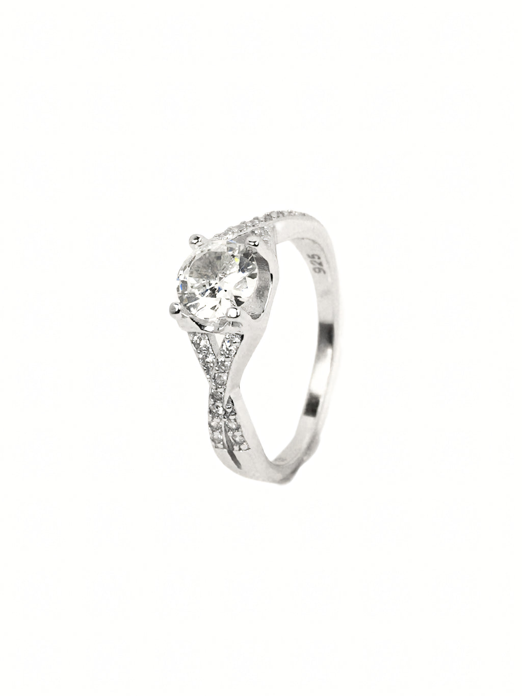 Saanvi Pavé Solitaire Ring