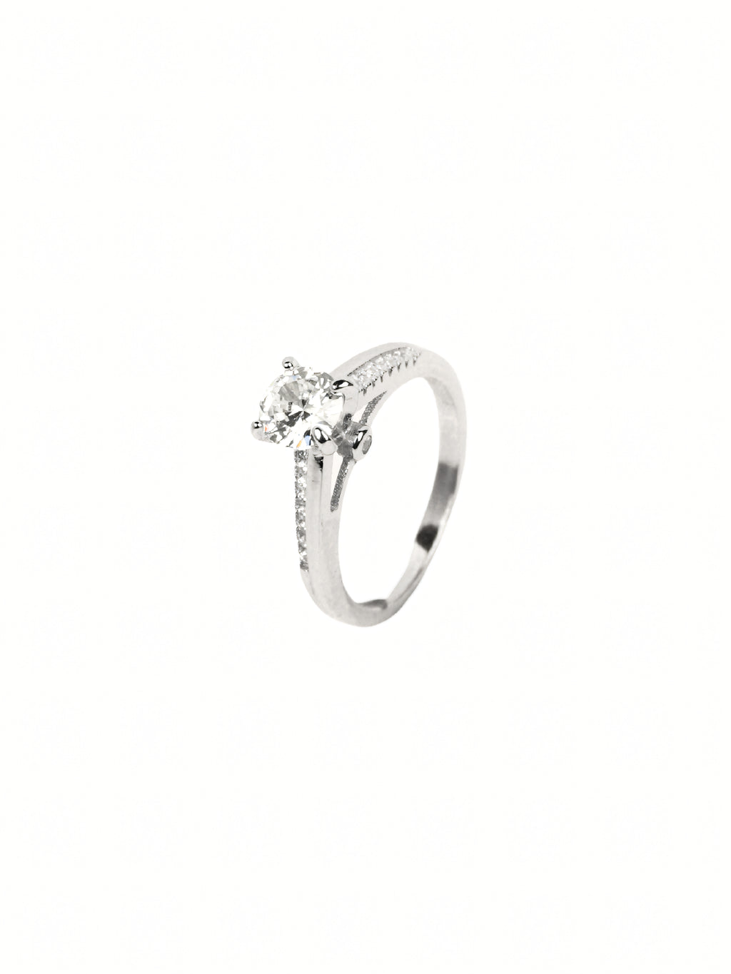 Ekta Pavé Solitaire Ring
