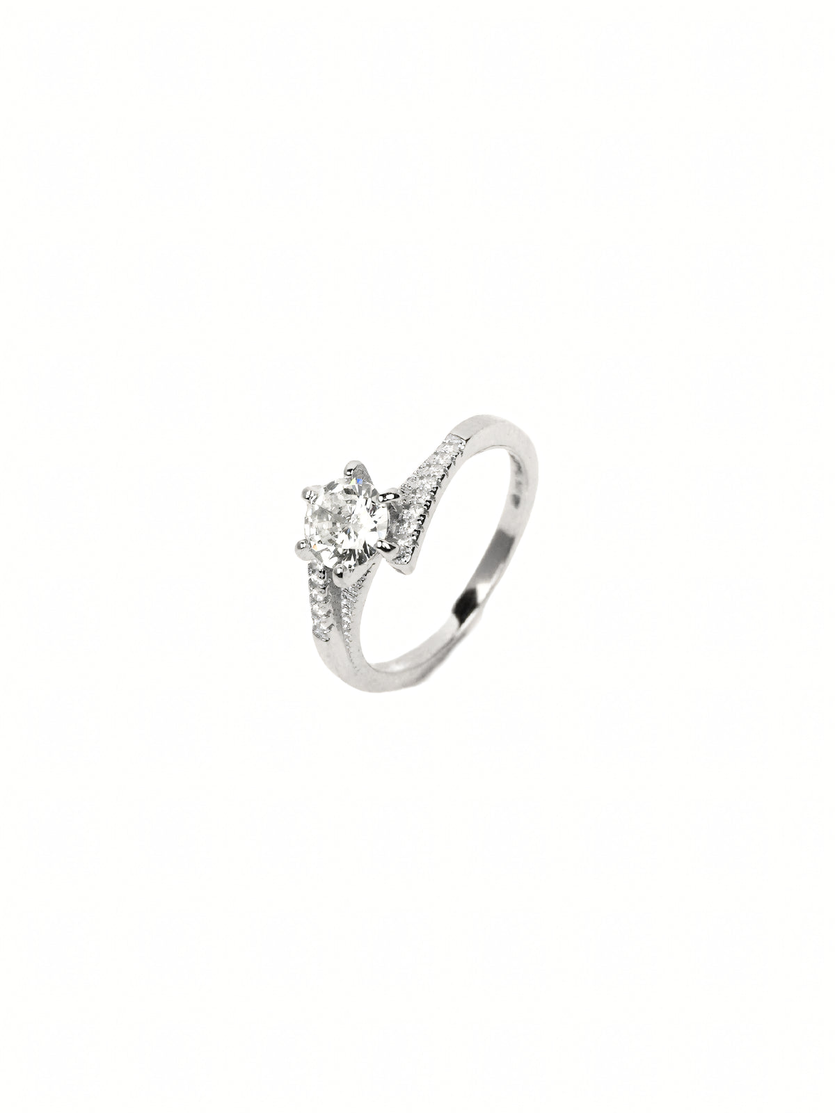 Jahnavi Pavé Solitaire Ring