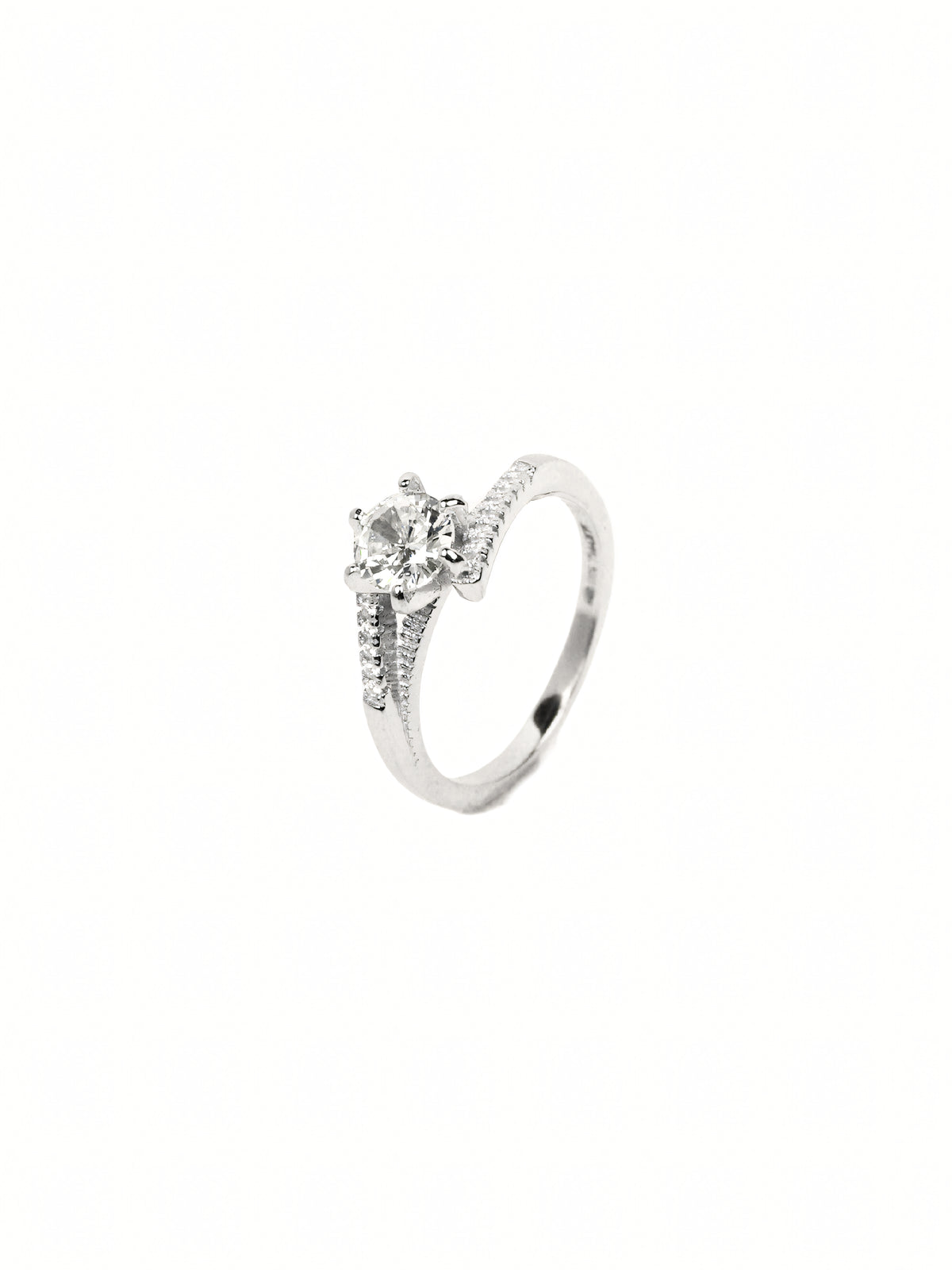 Jahnavi Pavé Solitaire Ring