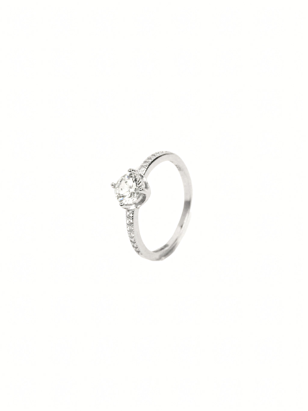 Janvi Pavé Ring