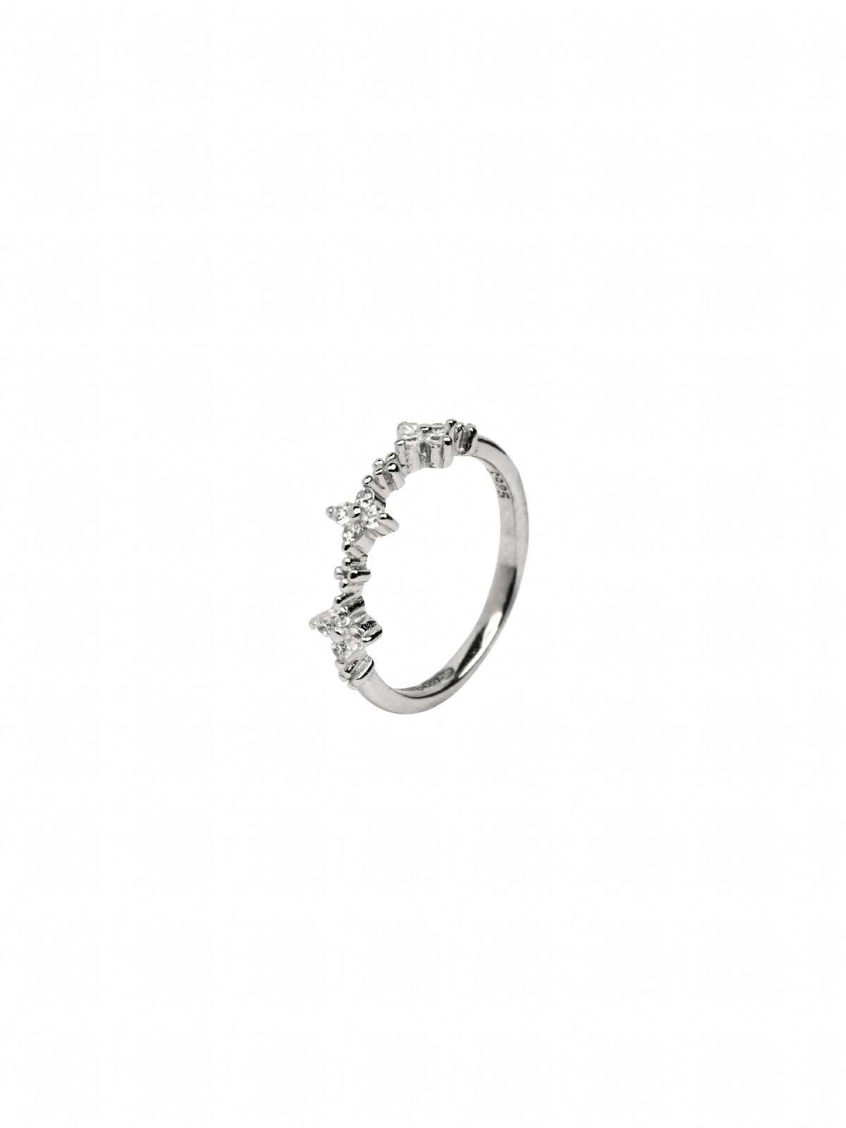 Nirvi Pavé Ring