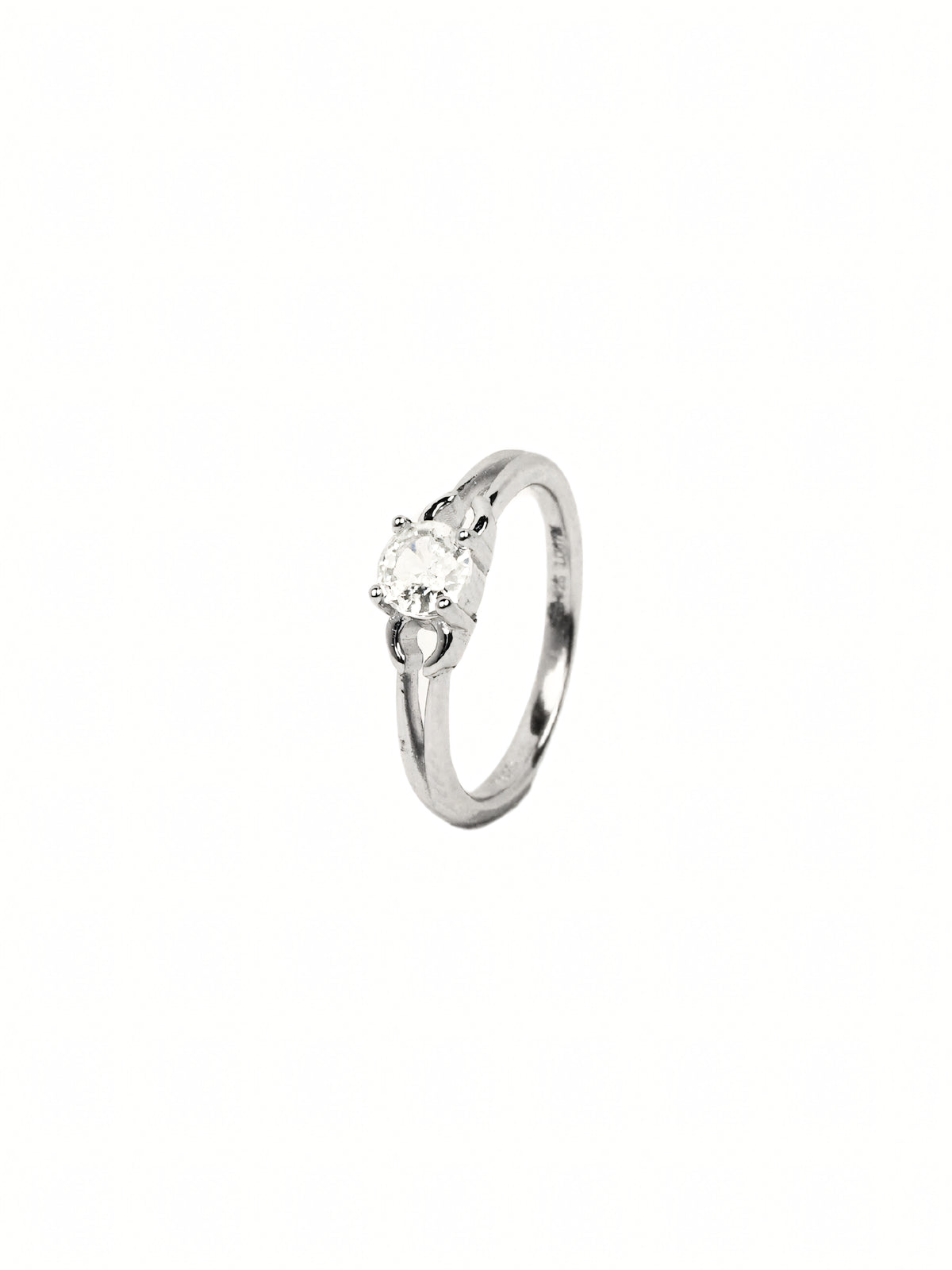 Ragini Solitaire Ring
