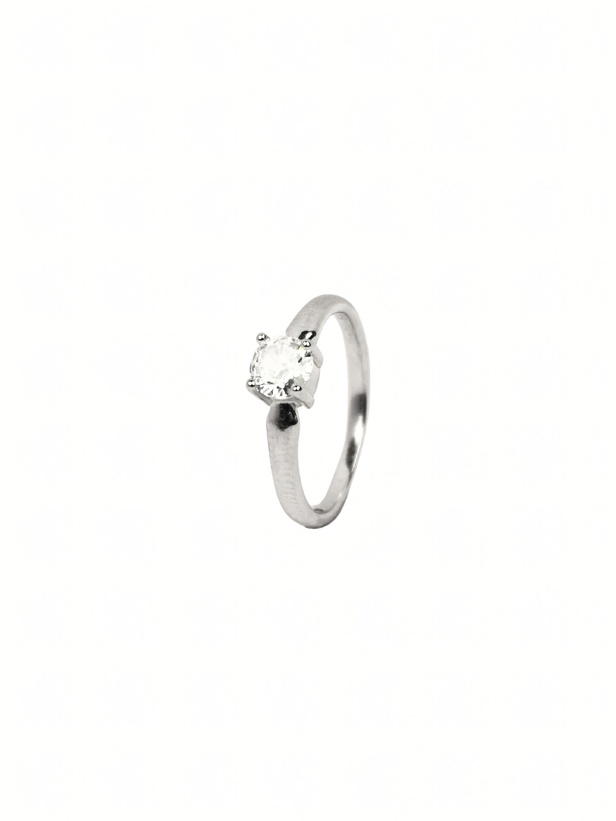 Saachi Solitaire Ring
