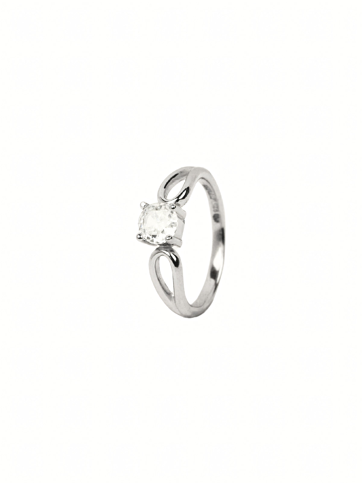 Sakshi Solitaire Ring