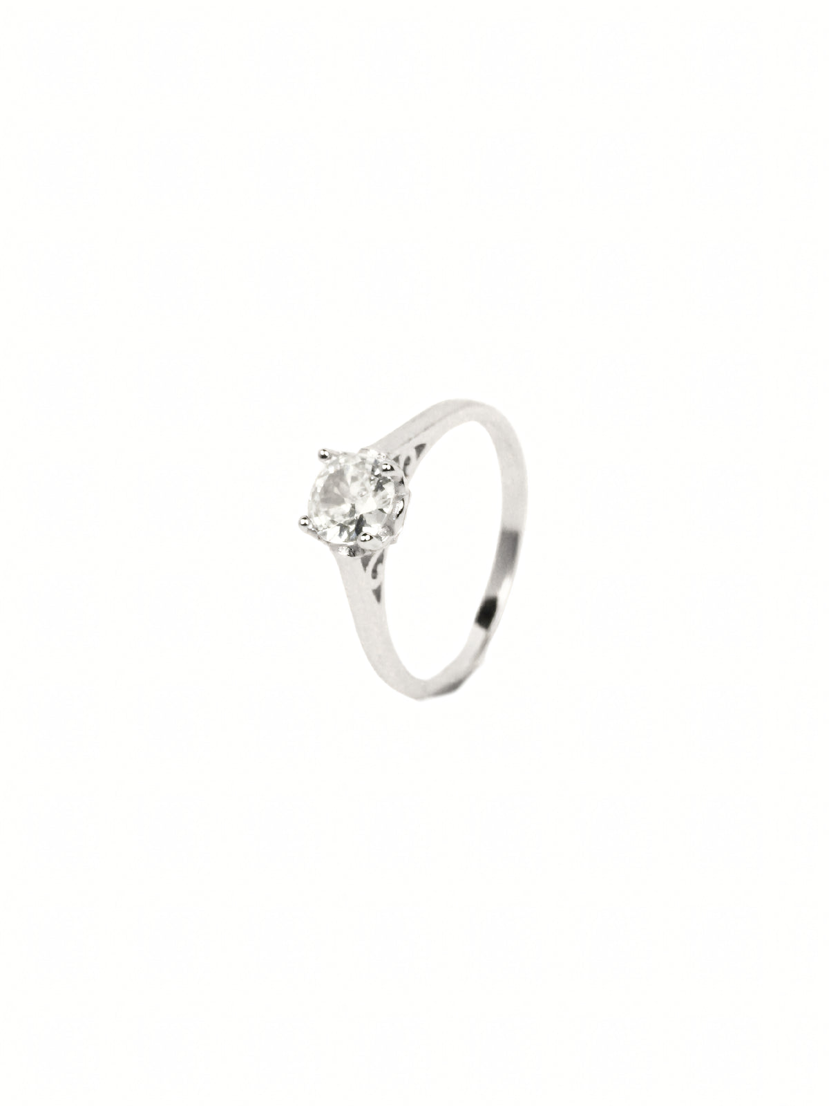 Aurora Solitaire Ring