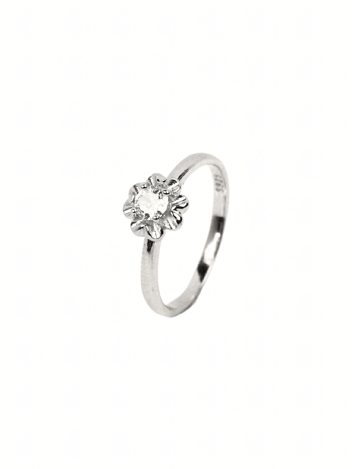 Nova Floral Cluster Ring