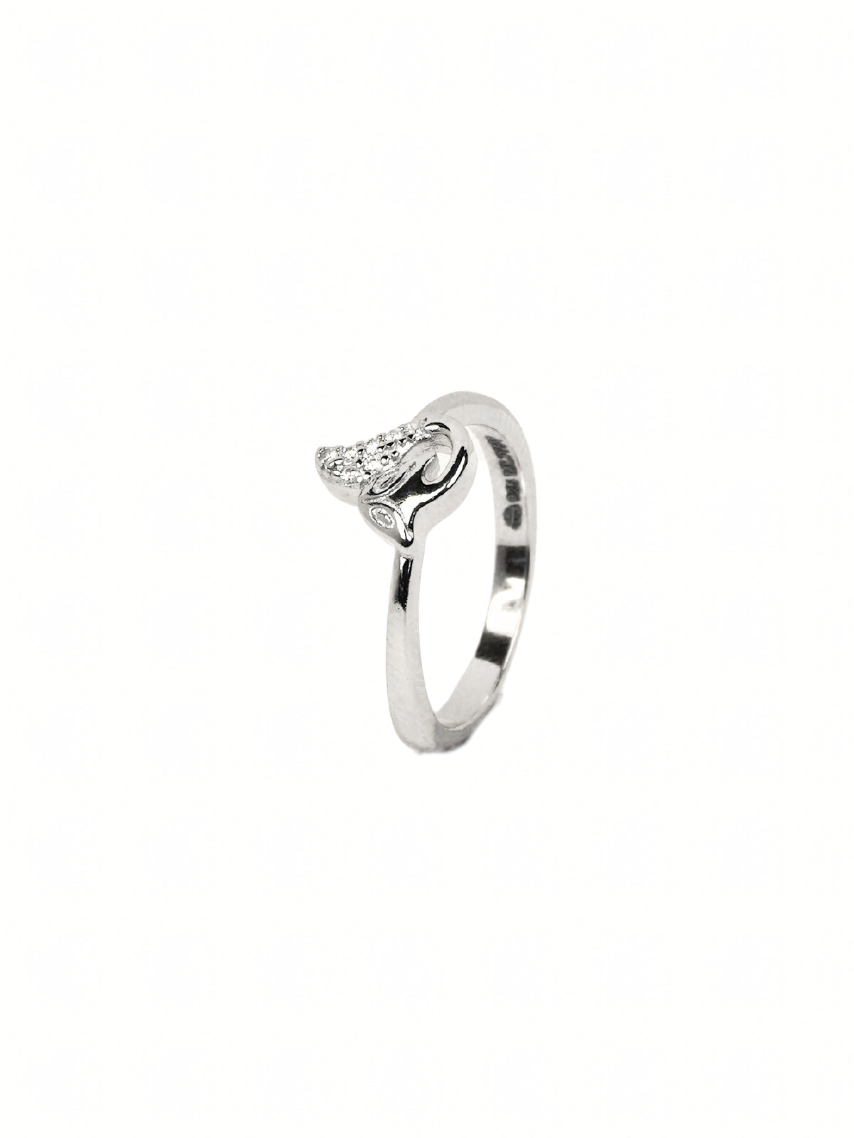 Wren Leaf Ring