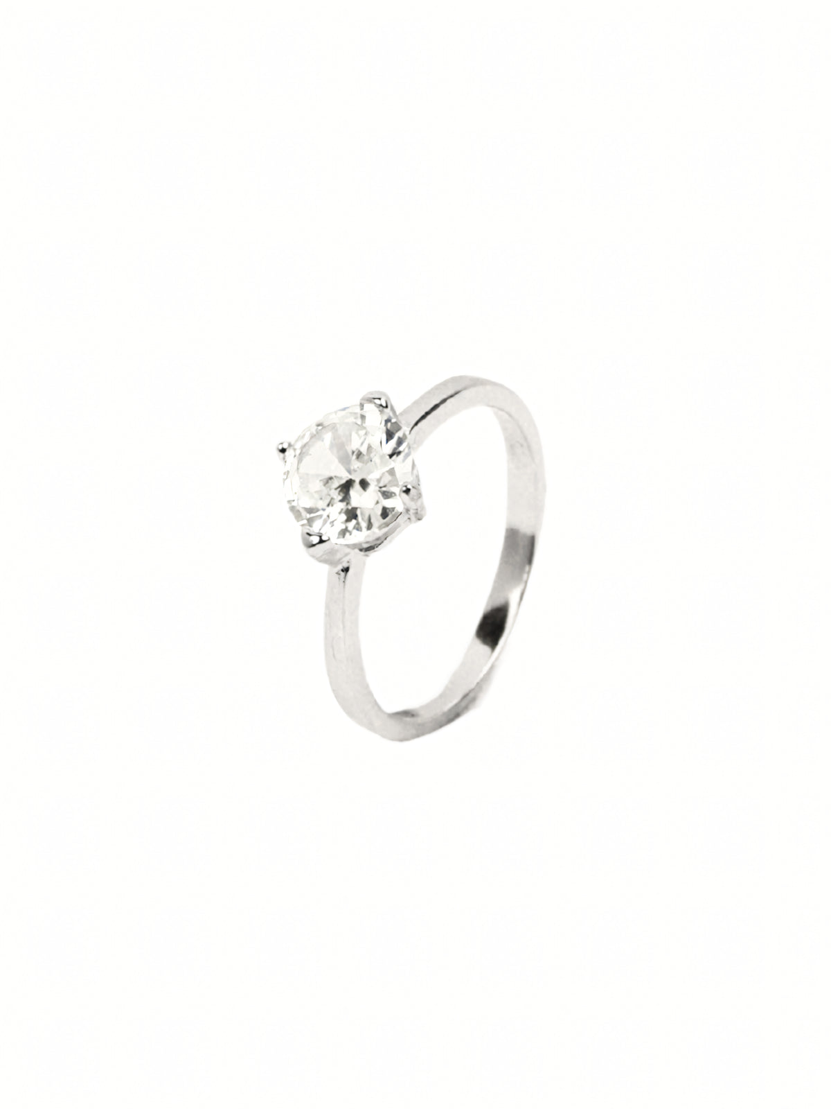 Eva Solitaire Ring