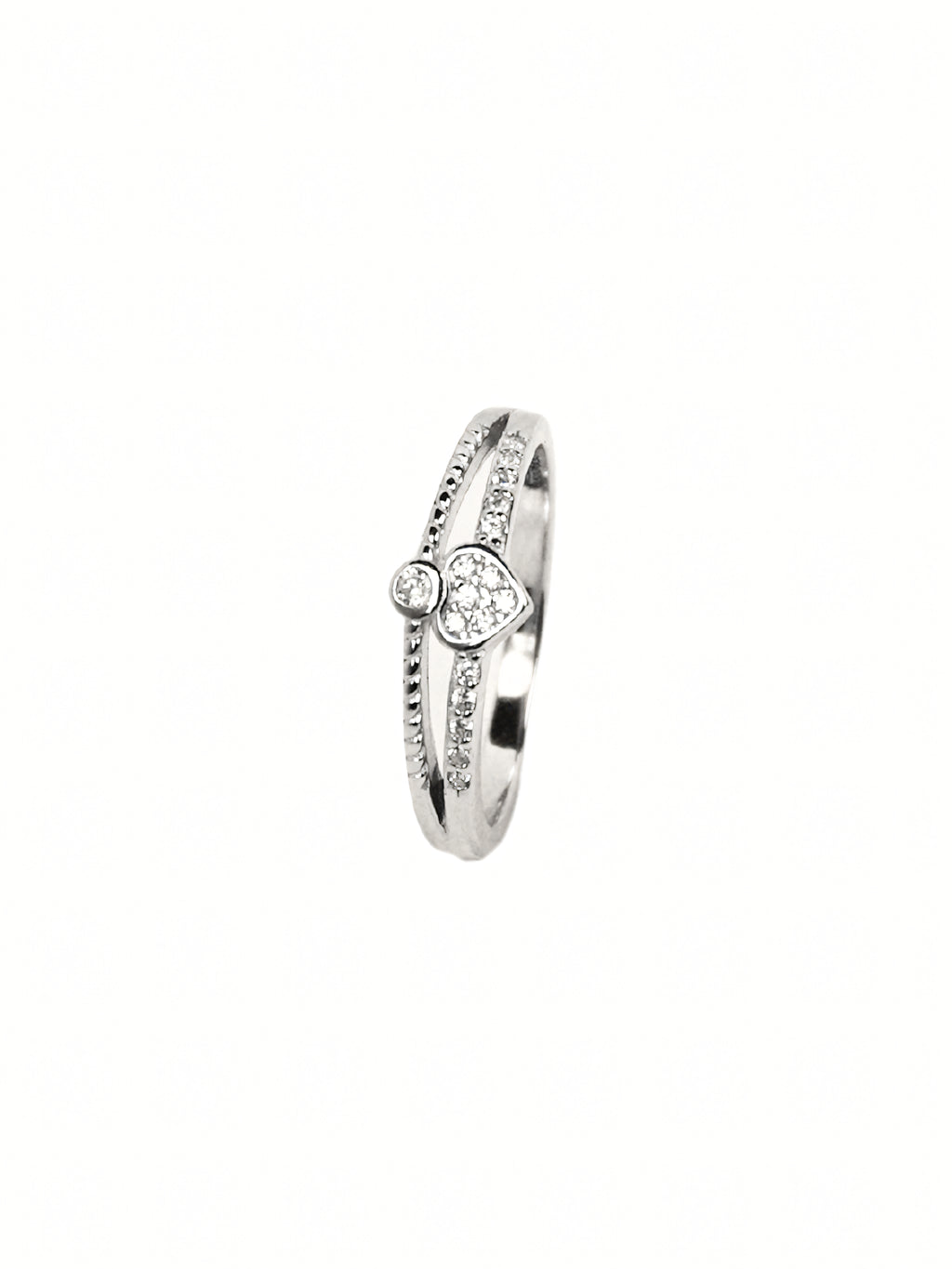 Isla Pavé Solitaire Ring